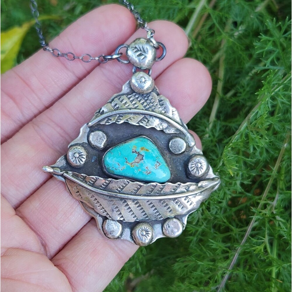 VTG Unique OAK 60s Mid Century Navajo Handmade Turquoise Pendant / Bar Necklace